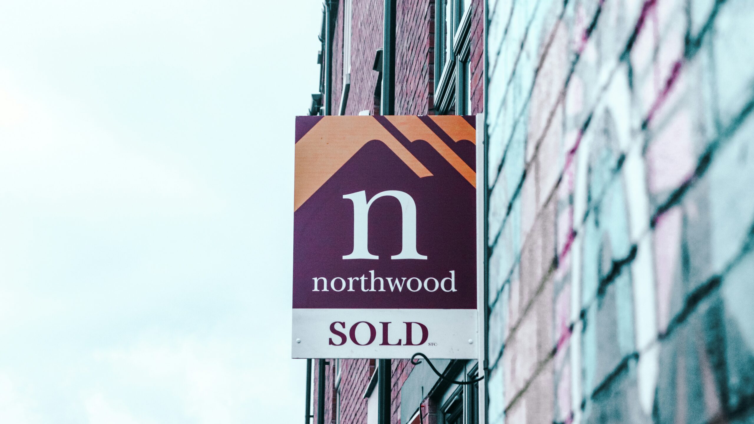 After the Closing: The Crucial (and Often Forgotten) Legal Steps Foreign Buyers Must Take in Costa Rica