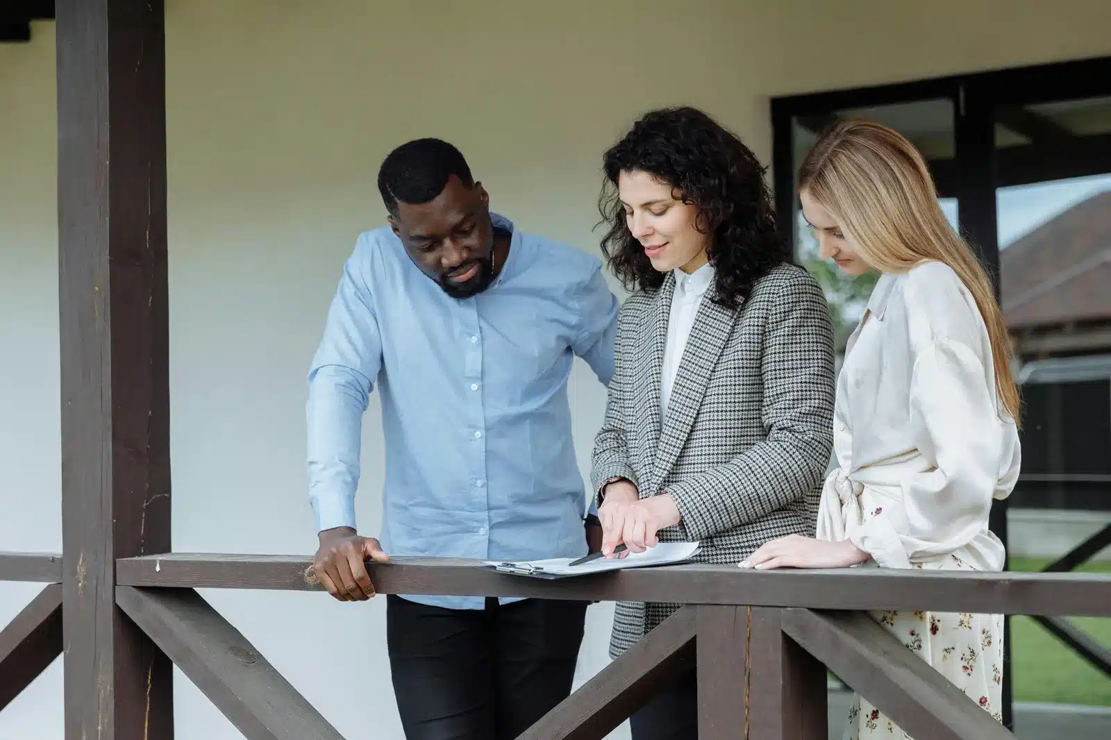 What legal due diligence is essential when buying real estate in Costa Rica?